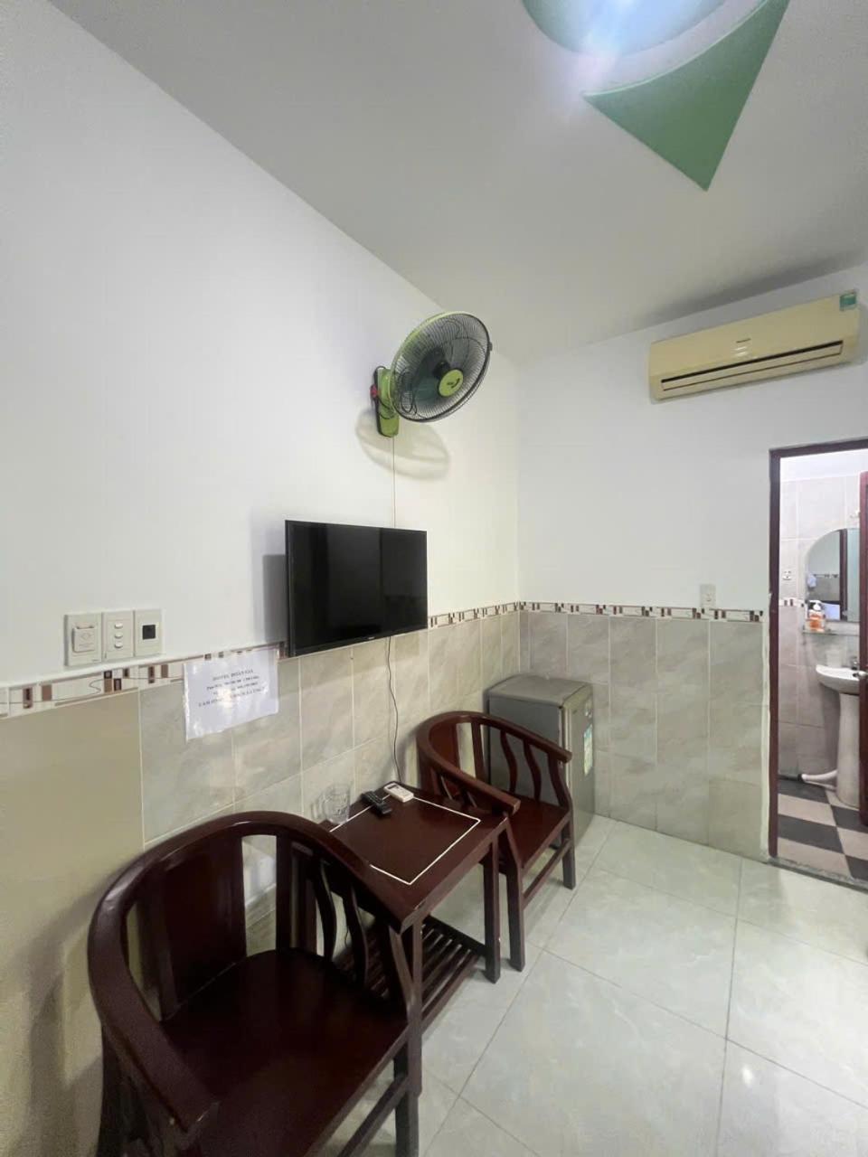 Khach San Doan Gia Aparthotel Ho Chi Minh City Exterior photo